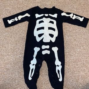 Carter’s Halloween Skelton Glow in Dark pajamas